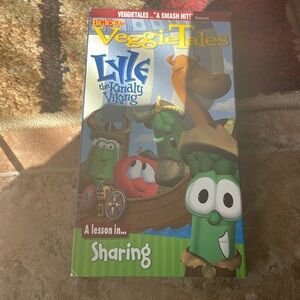 VINTAGE VeggieTales “Lyle the Kindly Viking” VHS
